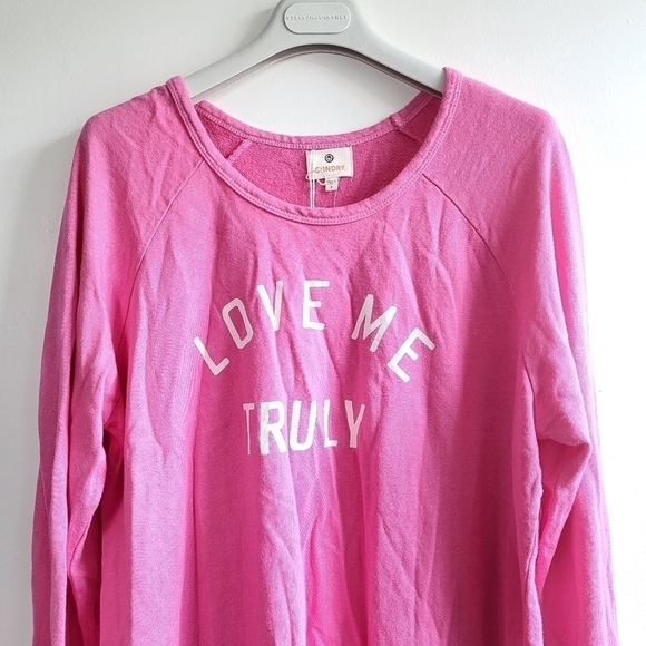New Sundry Love Me Truly Graphic Crewneck Pink Pullover Sweatshirt NWT 3/Large - Picture 6 of 11